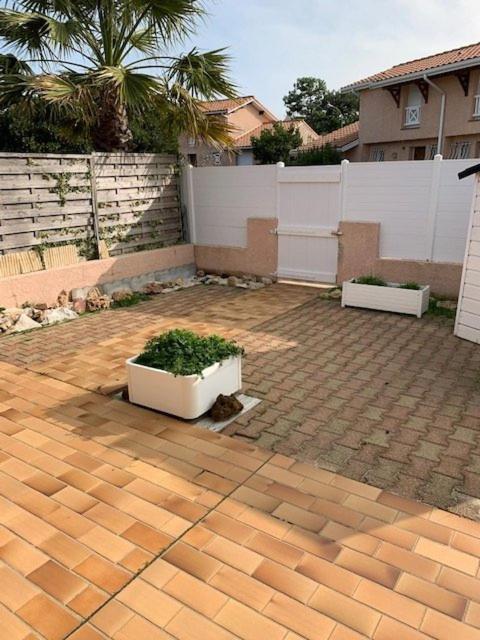 Biscarrosse Duplex Classe 2 Etoiles Avec Parking Privatif Pour 6 Personnes Exterior foto