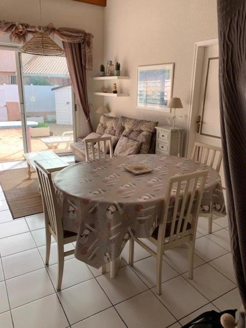 Biscarrosse Duplex Classe 2 Etoiles Avec Parking Privatif Pour 6 Personnes Exterior foto